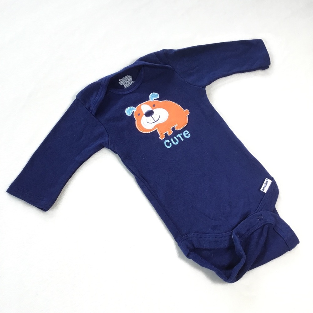 Free with purchase 🌟 Gerber long sleeve onesie